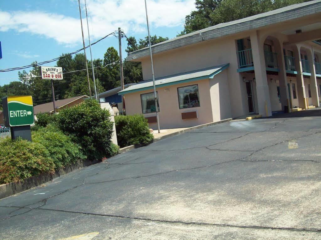 Oyo Hotel Vicksburg Southeast Extérieur photo