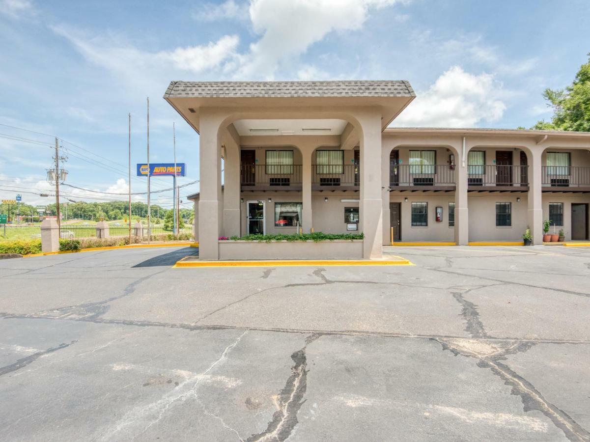 Oyo Hotel Vicksburg Southeast Extérieur photo